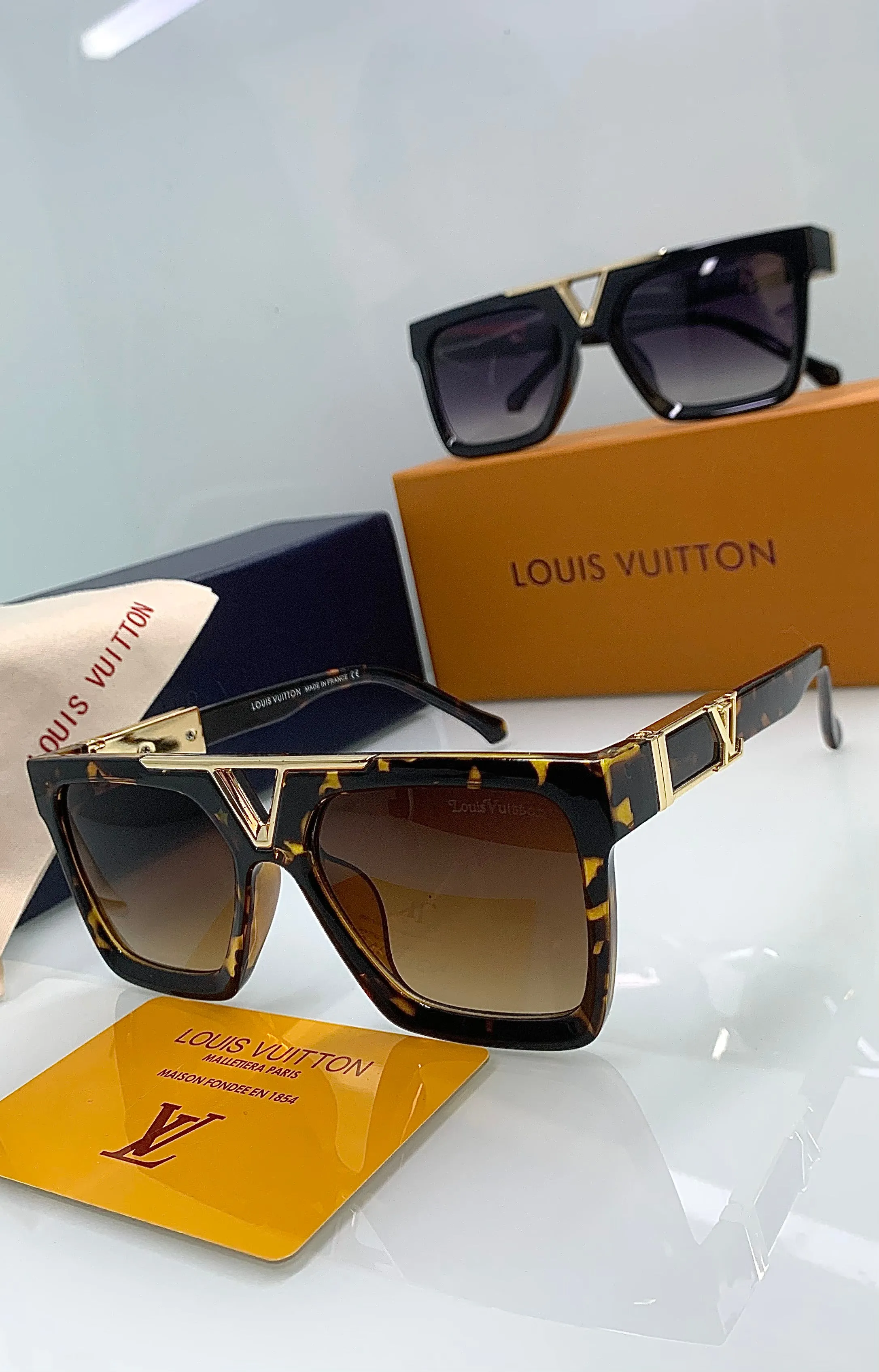 Óculos de Sol Louis Vuitton Sguardo