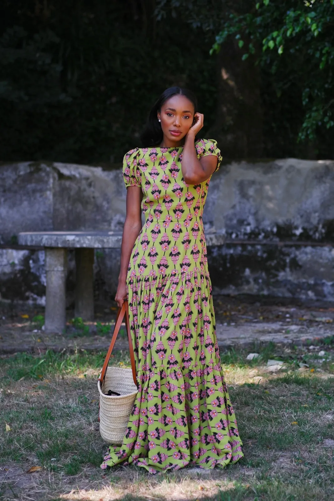 VESTIDO VERDE COMPRIDO COM ESTAMPADO FLORAL